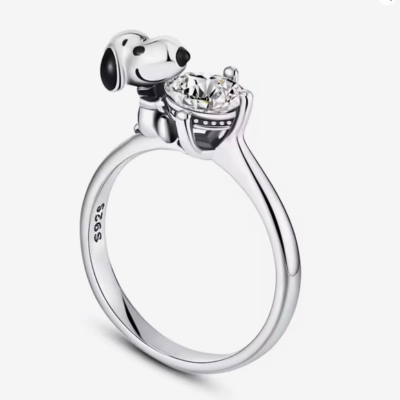 🌟 S925 Sterling Silver Snoopy Diamond Ring - Picture 2 of 12